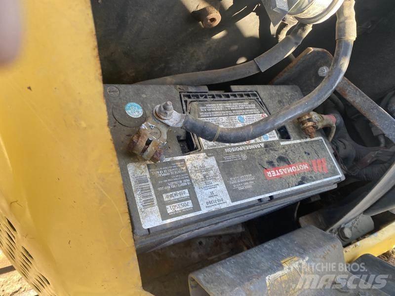 Komatsu PC55MR2 Paletli ekskavatörler