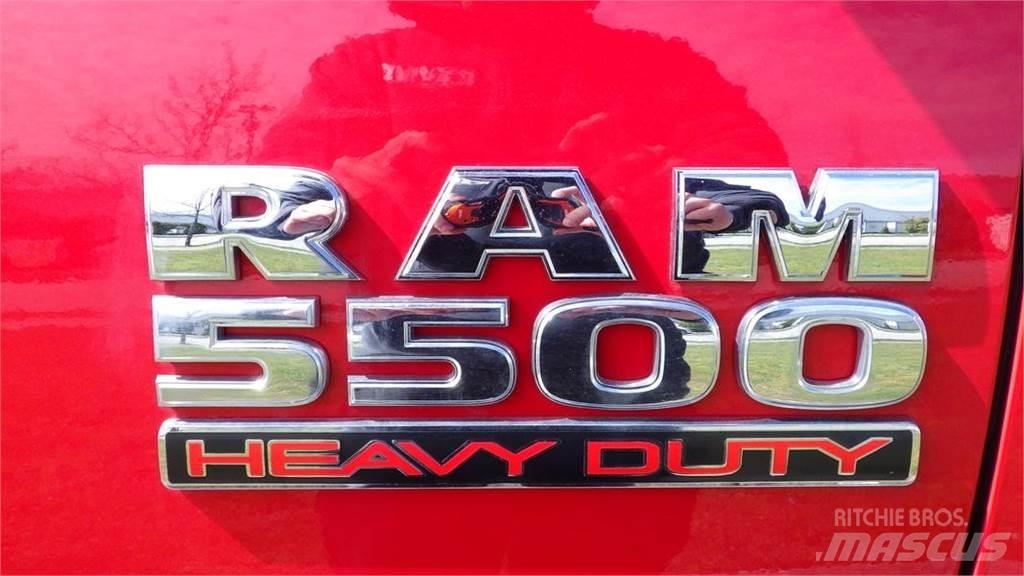 RAM 5500 Flatbed kamyonlar