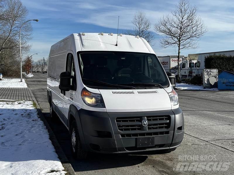RAM Promaster Panel vanlar