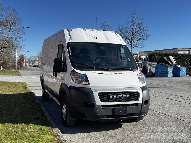 RAM Promaster Panel vanlar