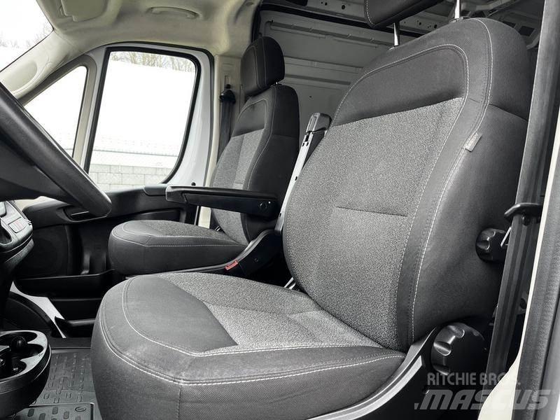 RAM Promaster Panel vanlar