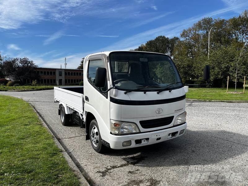 Toyota Toyoace Flatbed kamyonlar