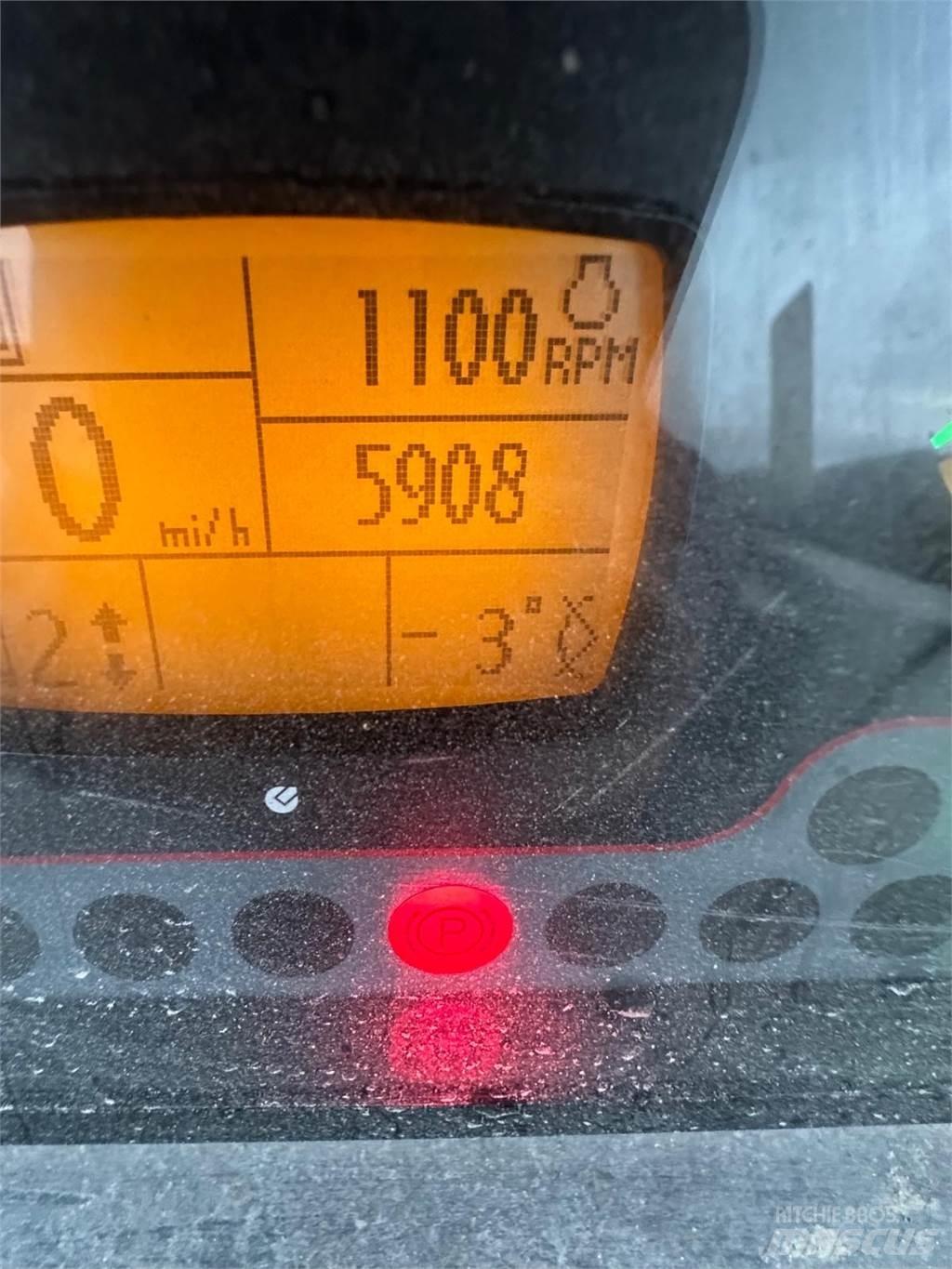 CAT TH414 Teleskopik yükleyiciler
