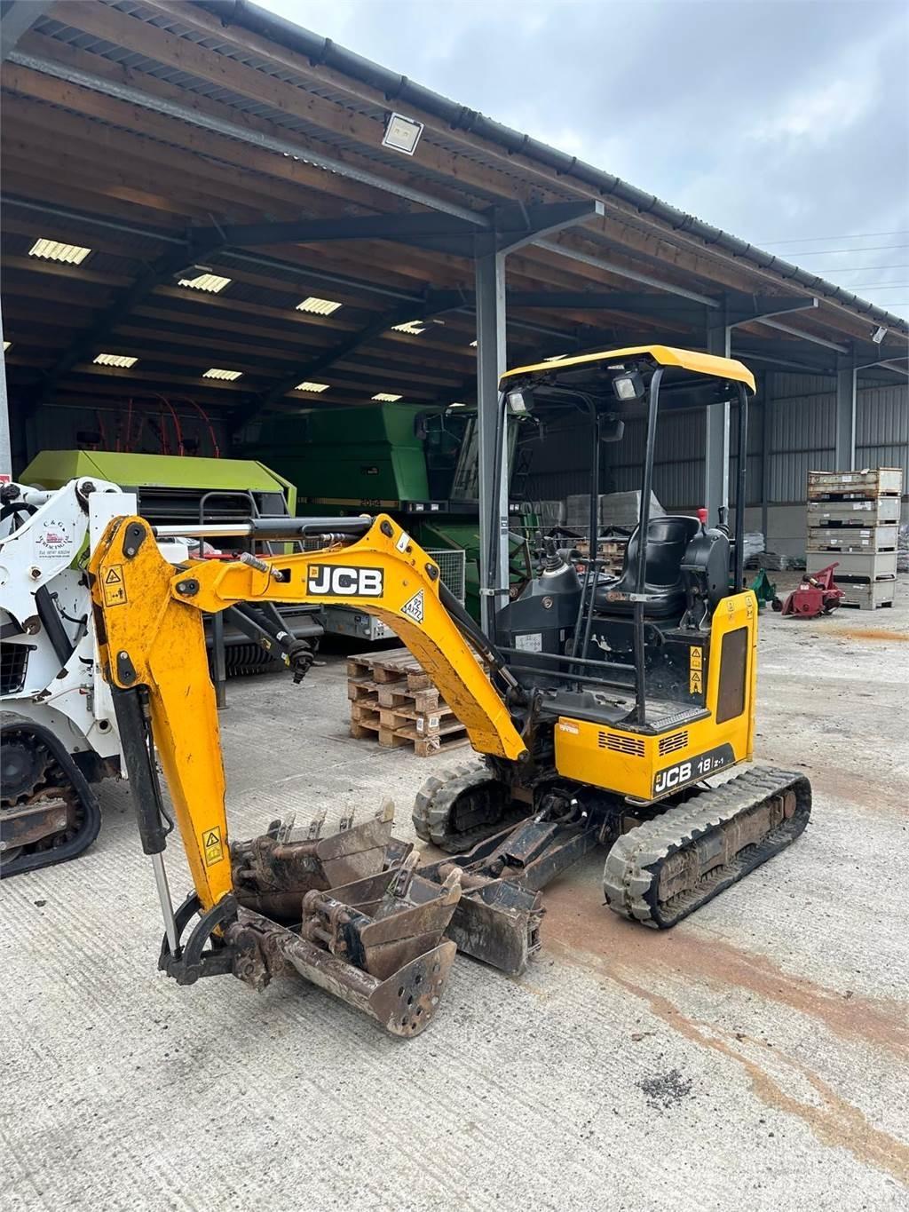 JCB 18-Z1 Paletli ekskavatörler