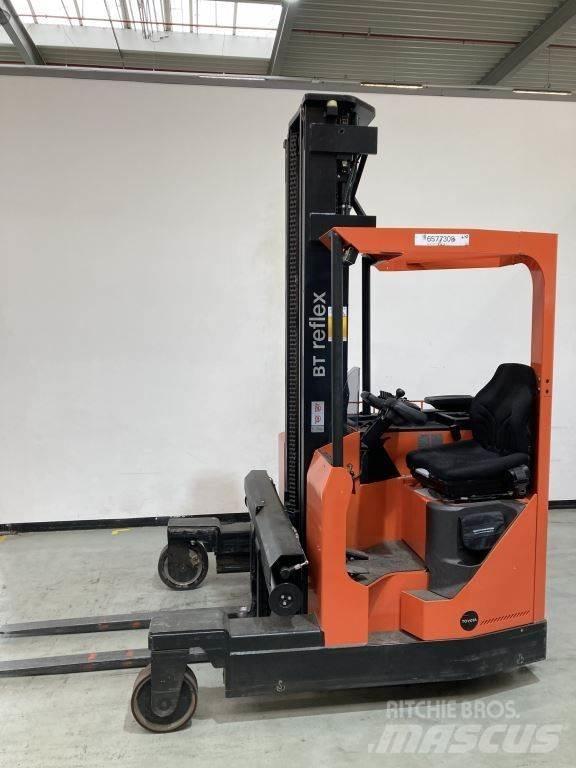BT FRE270 4 yönlü reach truck