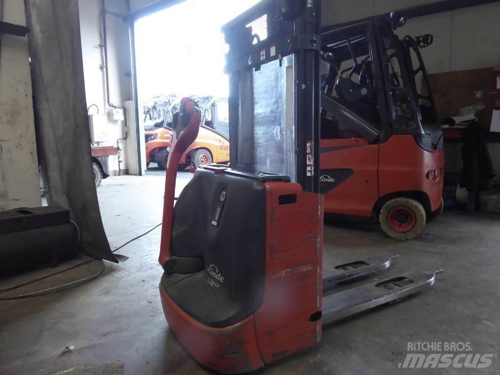 Linde L12L Yaya kumandali istif makinasi