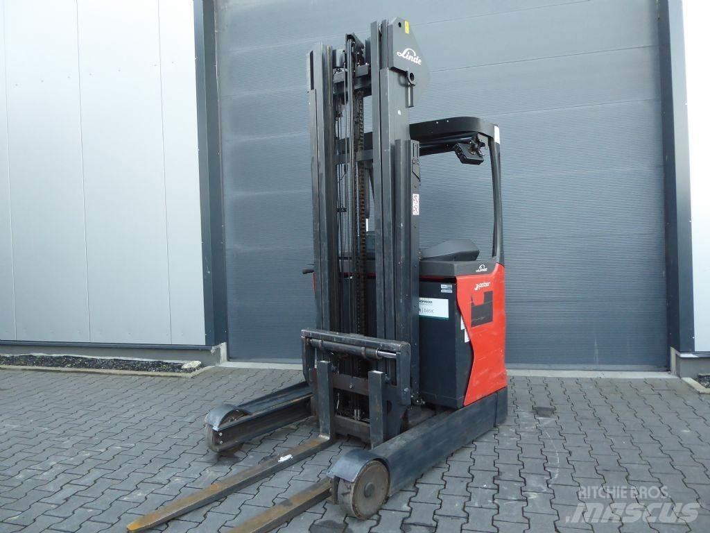 Linde R16-01 Reach truck - depo içi istif araçları