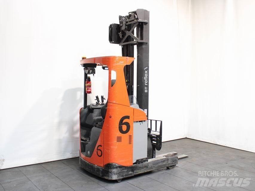 BT RRE 160 Reach truck - depo içi istif araçları