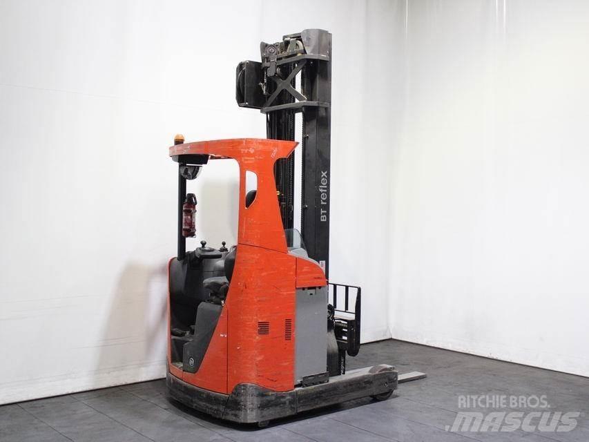 BT RRE 160 Reach truck - depo içi istif araçları