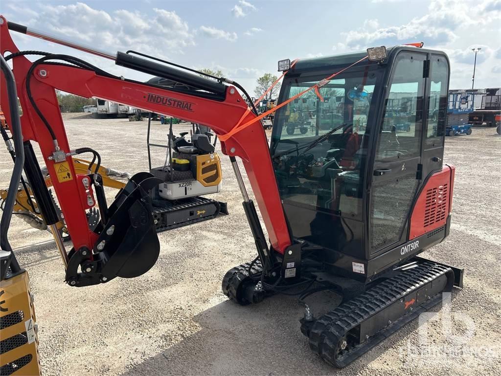 AGT QNT50R Mini ekskavatörler, 7 tona dek