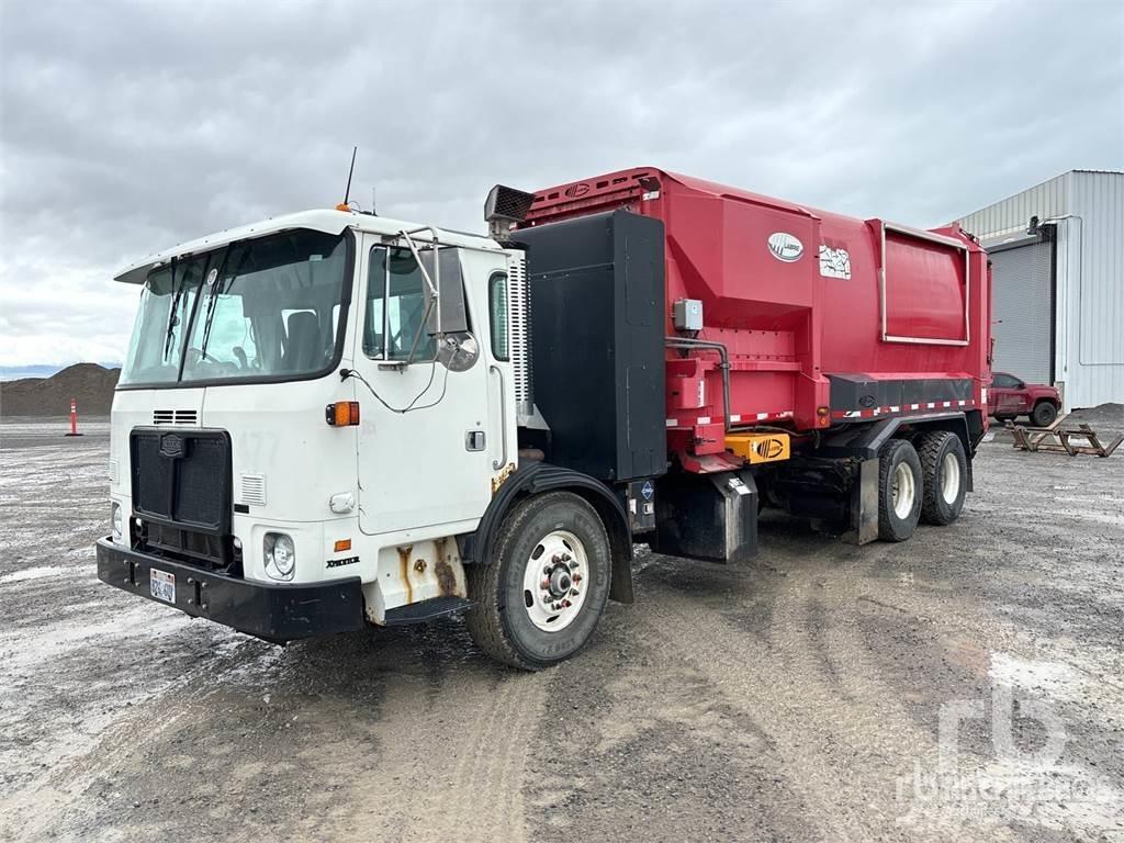 Autocar ACX64 Atik kamyonlari