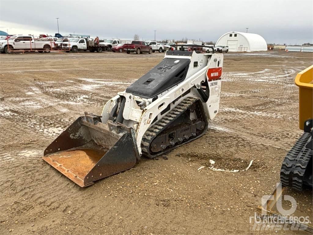 Bobcat MT85 Skid steer loderler