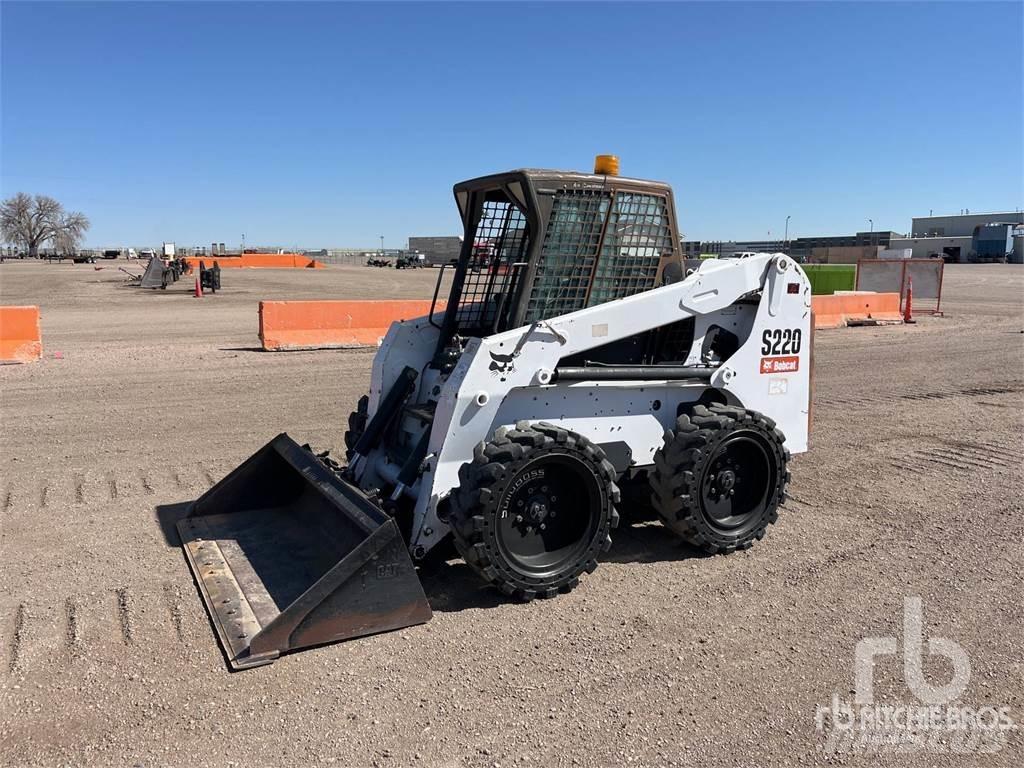 Bobcat S220 Skid steer loderler