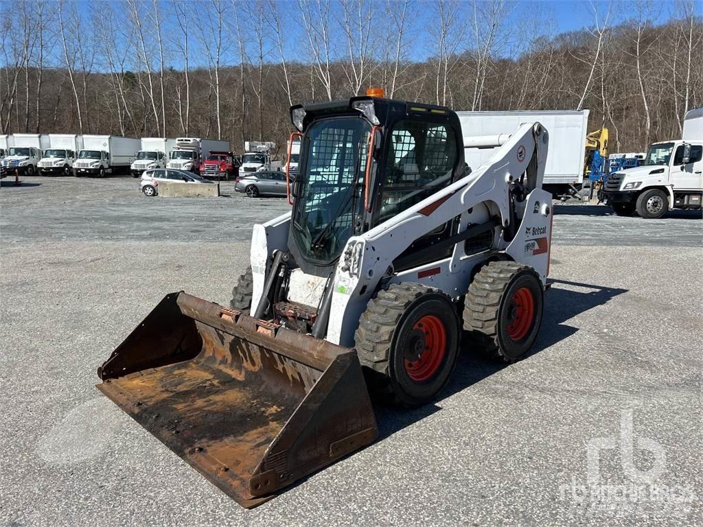 Bobcat S740 Skid steer loderler