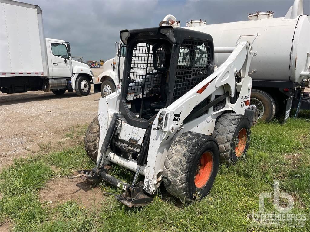 Bobcat S740 Skid steer loderler