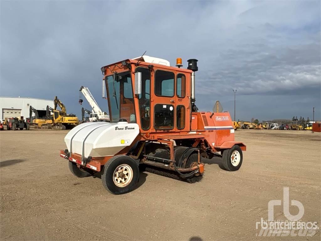 Broce RC350 İç mekan süpürme makineleri