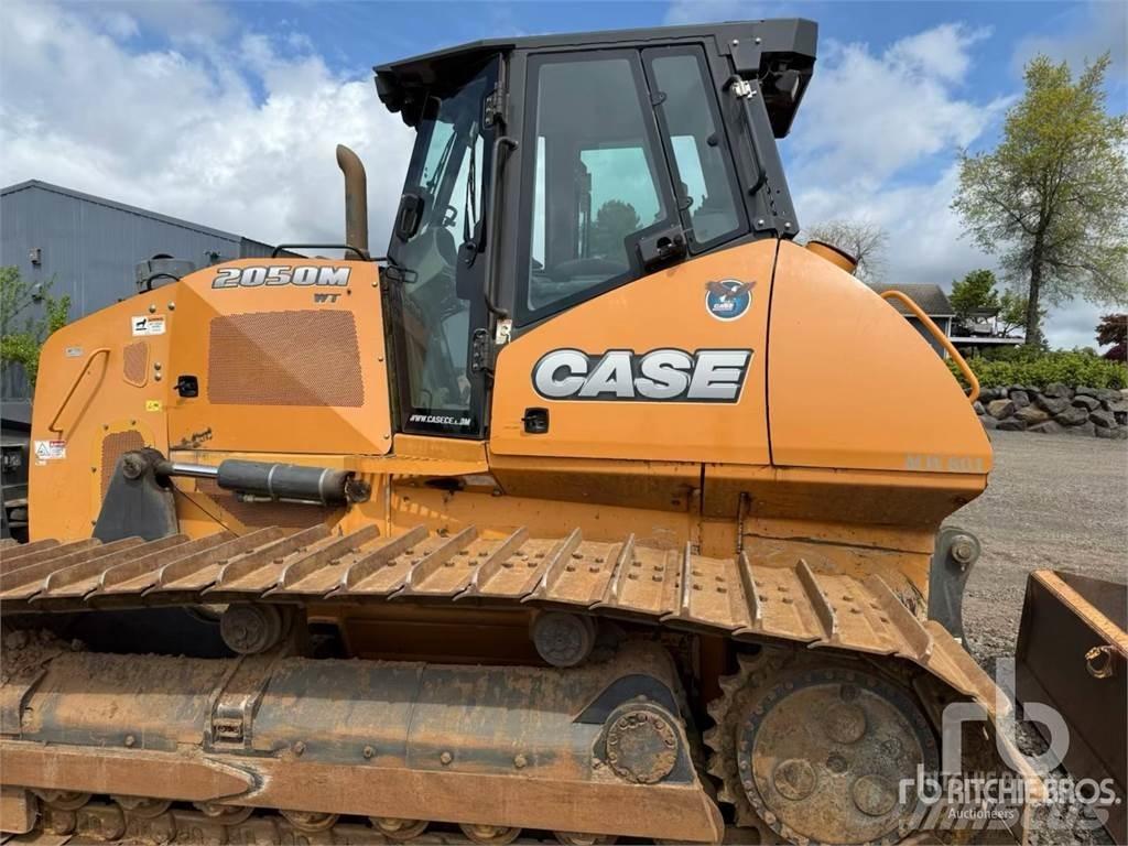 CASE 2050M Paletli dozerler