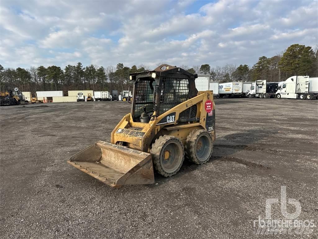 CAT 226 Skid steer loderler