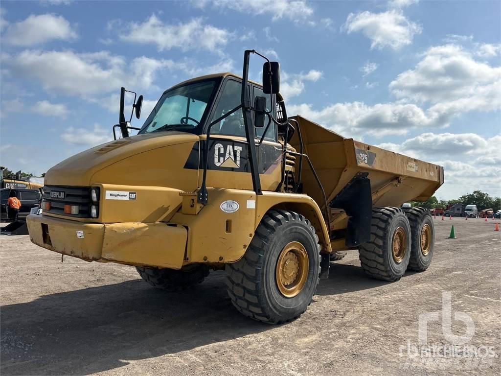 CAT 725 Belden kirma kaya kamyonu