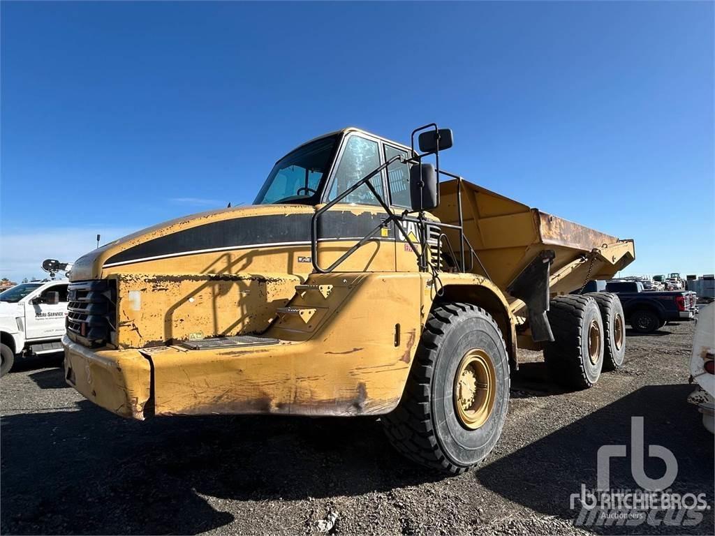 CAT 735 Belden kirma kaya kamyonu