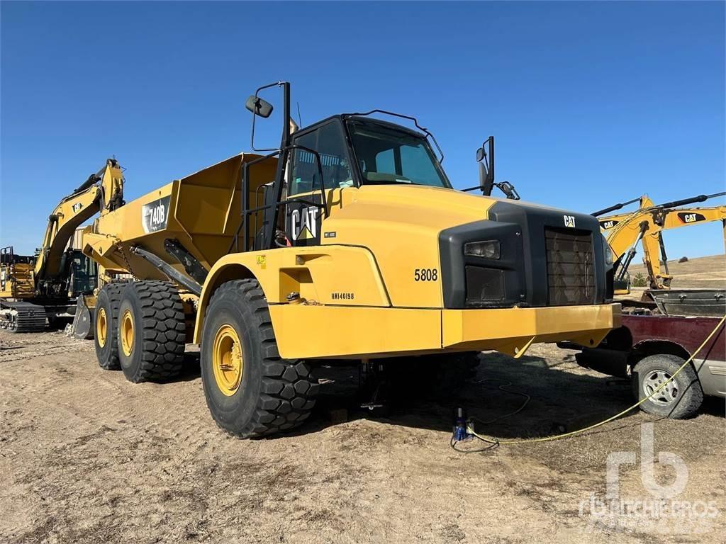 CAT 740B Belden kirma kaya kamyonu