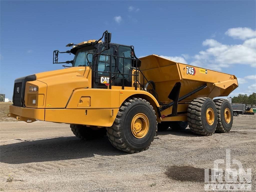 CAT 745 Belden kirma kaya kamyonu