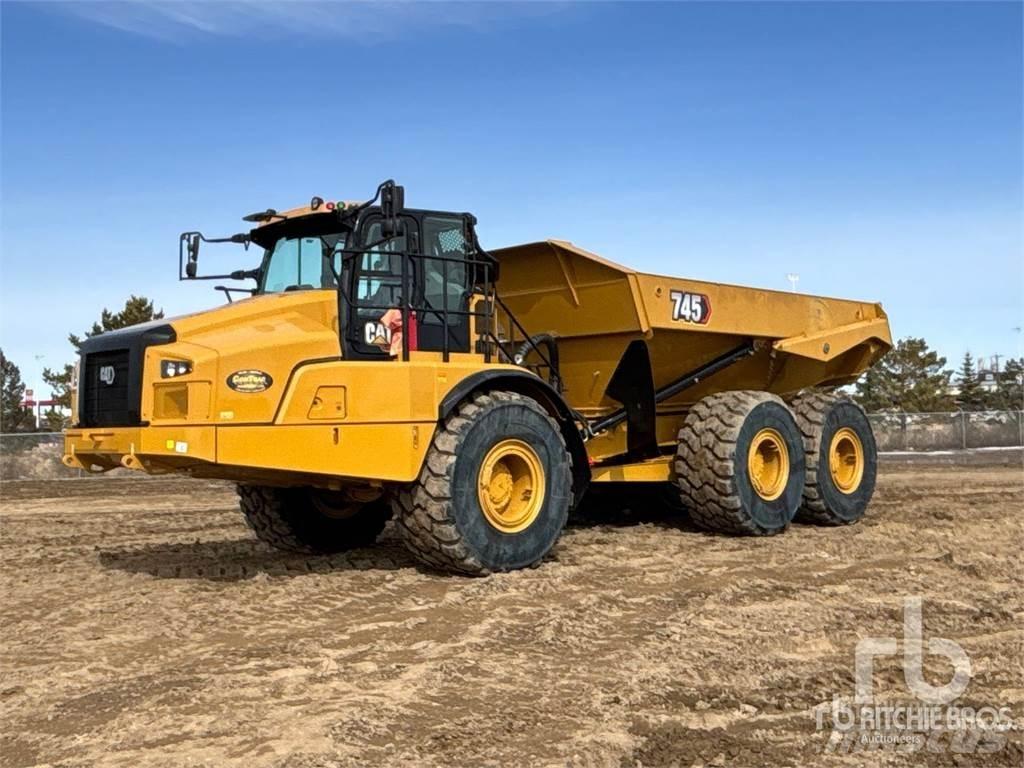 CAT 745 Belden kirma kaya kamyonu