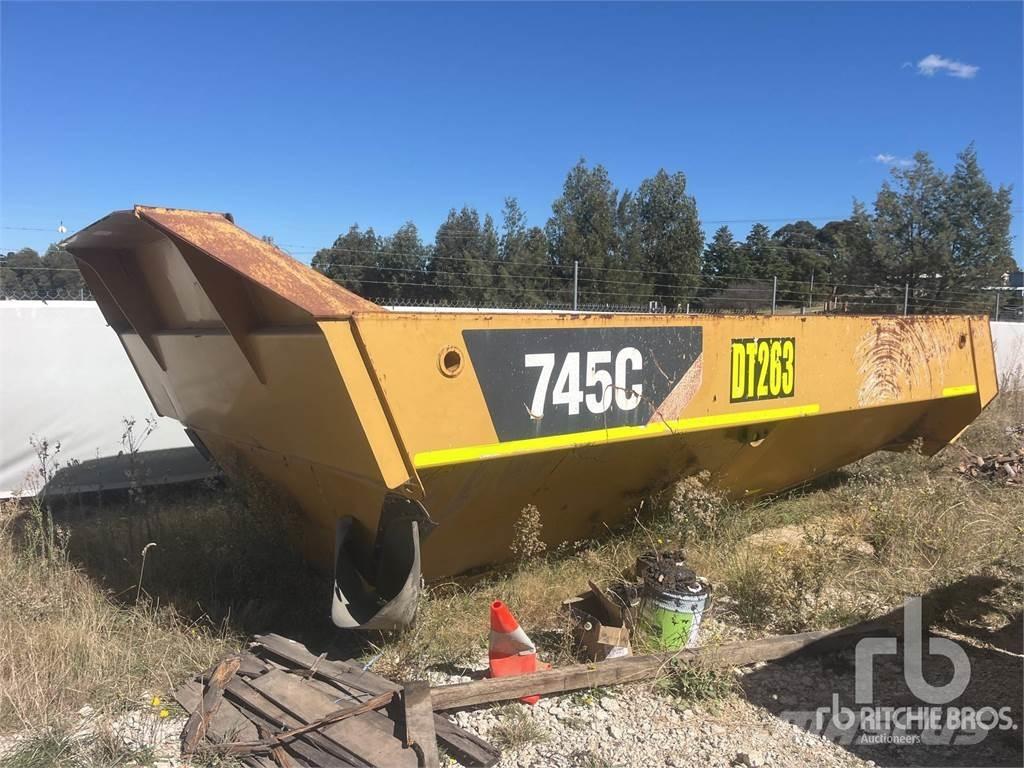 CAT 745C Kutular