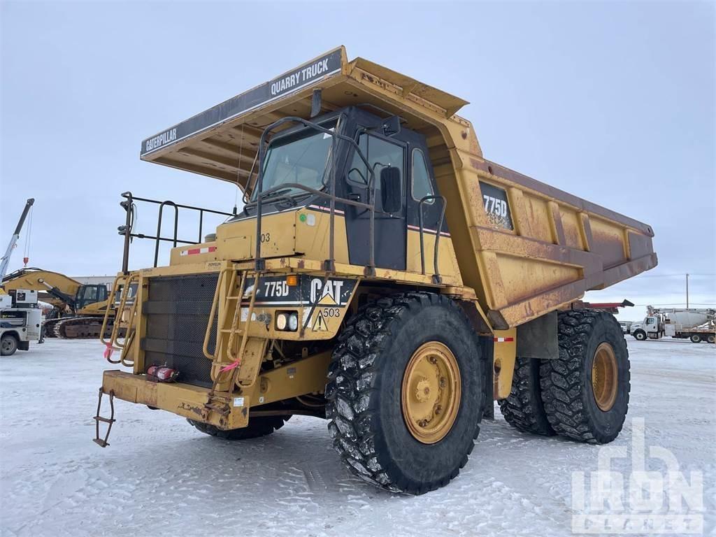 CAT 775D Yol disi kaya kamyonu