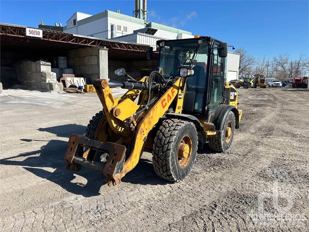 CAT 906M Tekerlekli yükleyiciler