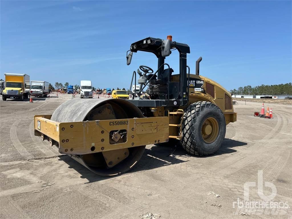 CAT CS54B Zemin sıkıştırma makineleri