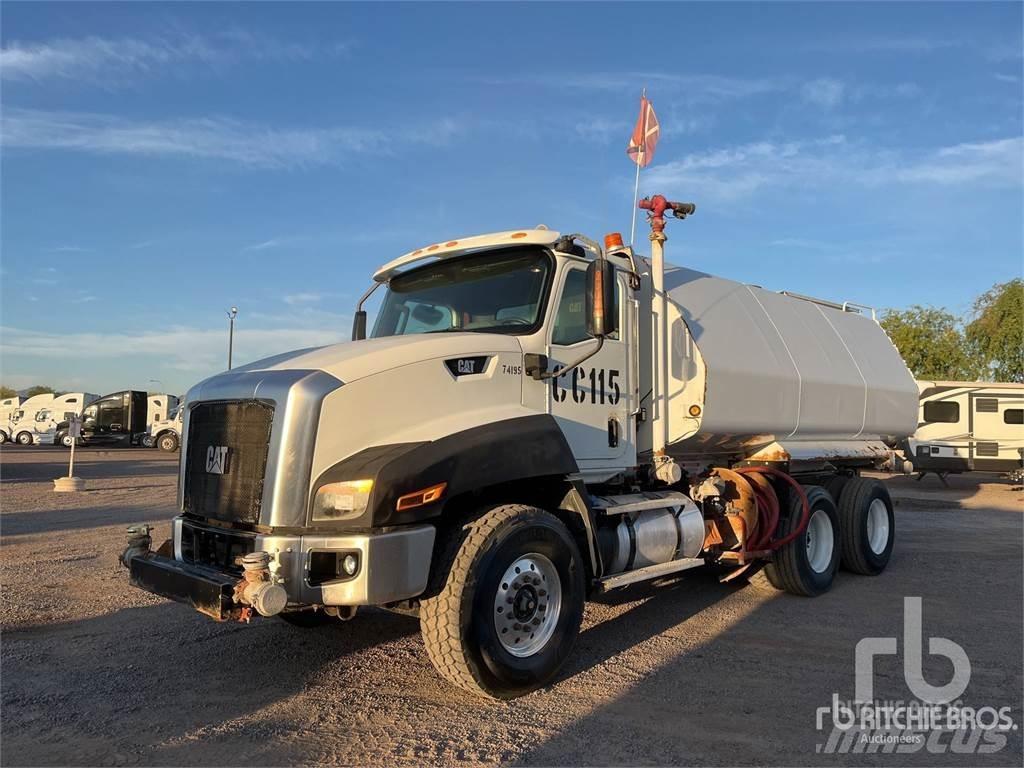 CAT CT660S Su tankerleri