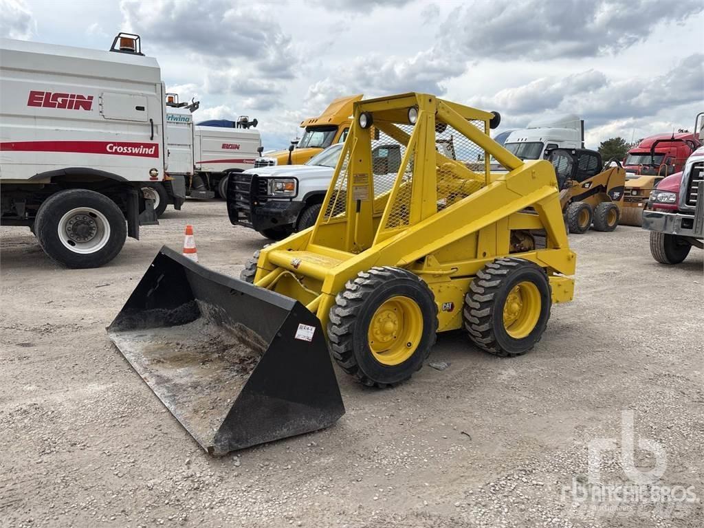 CAT L35 Skid steer loderler