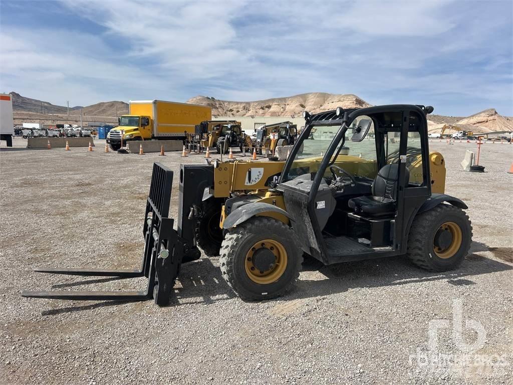 CAT TH255C Teleskopik yükleyiciler