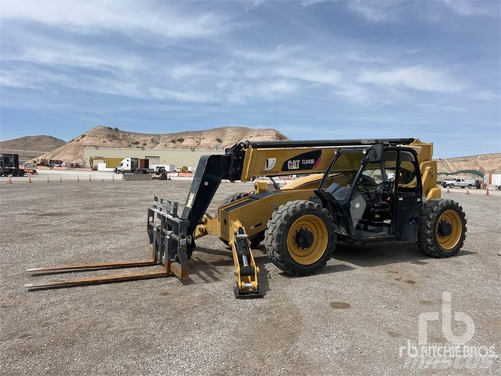 CAT TL943D Teleskopik yükleyiciler