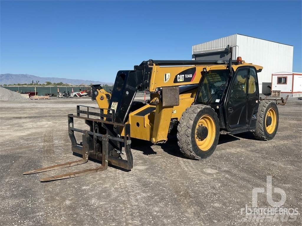CAT TL943D Teleskopik yükleyiciler