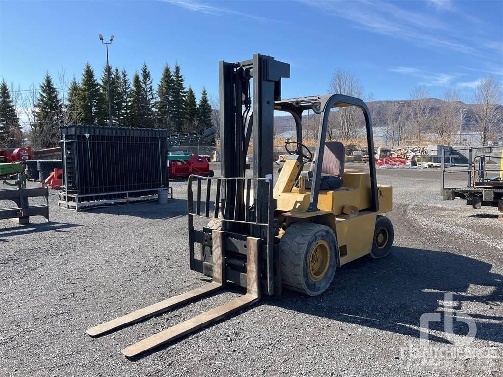 CAT V90E Dizel forkliftler