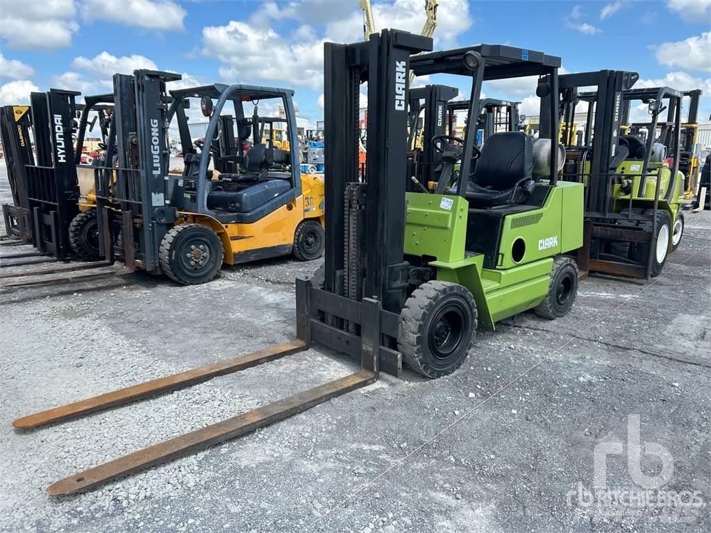 Clark CPX25 Dizel forkliftler