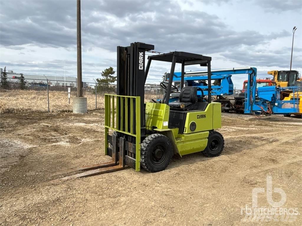 Clark GPS25MC Dizel forkliftler