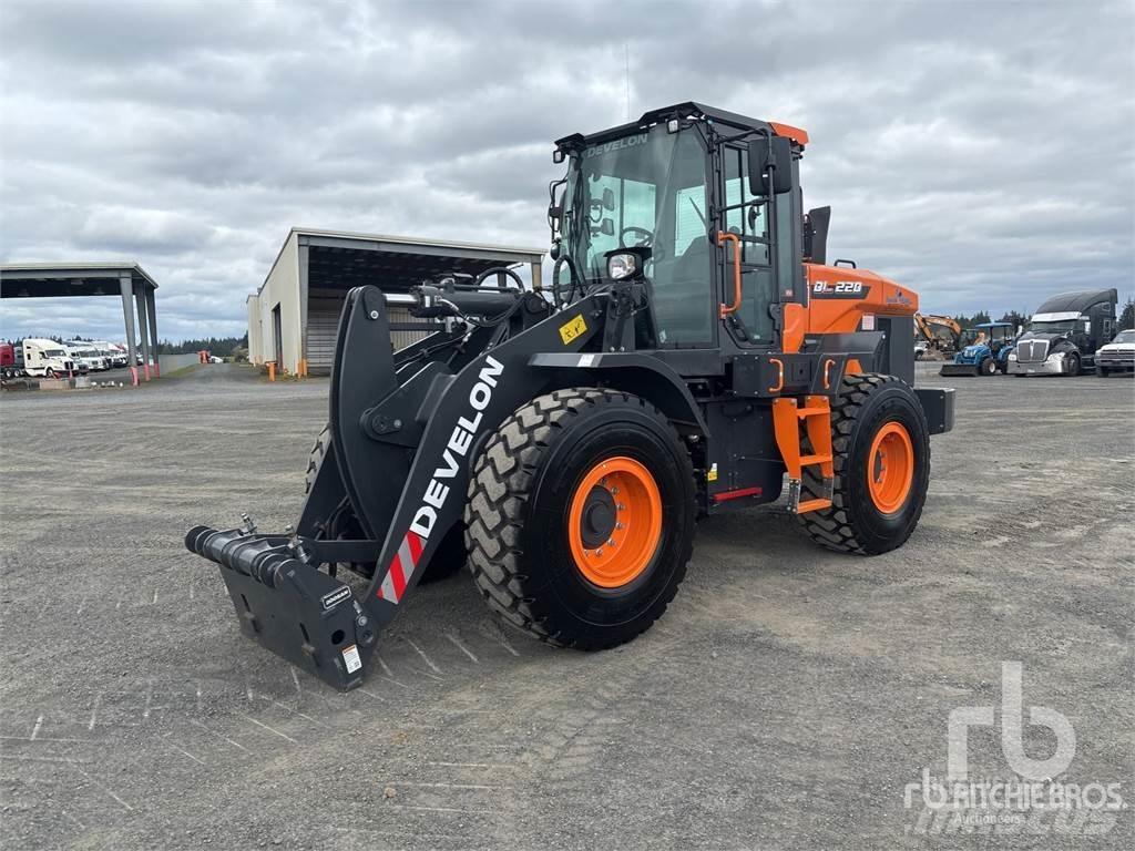 Develon DL220-7 Tekerlekli yükleyiciler