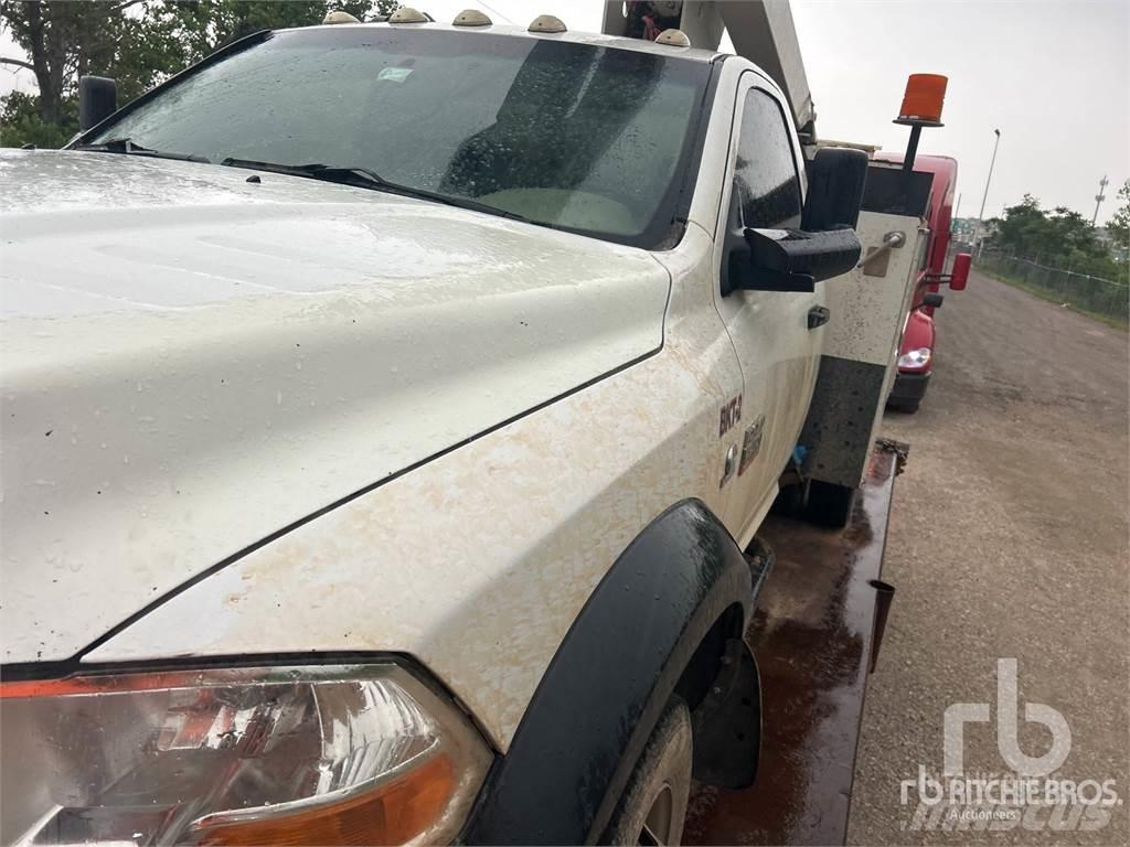 Dodge 5500 Flatbed kamyonlar
