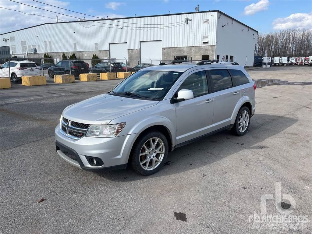 Dodge JOURNEY Pikaplar