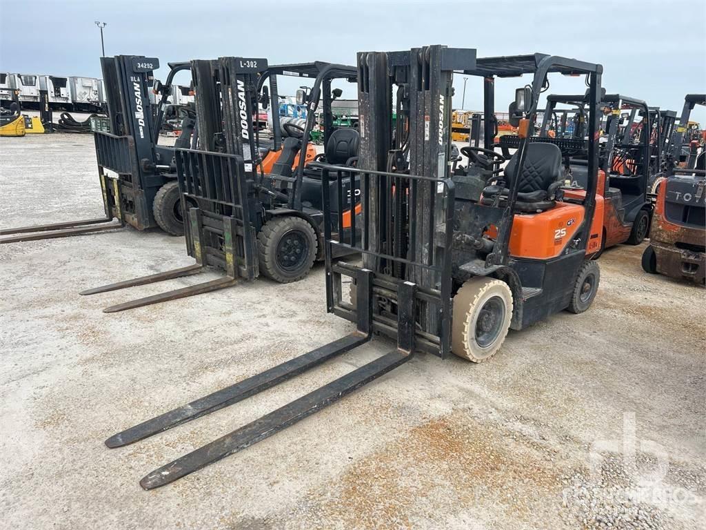 Doosan G25G Dizel forkliftler