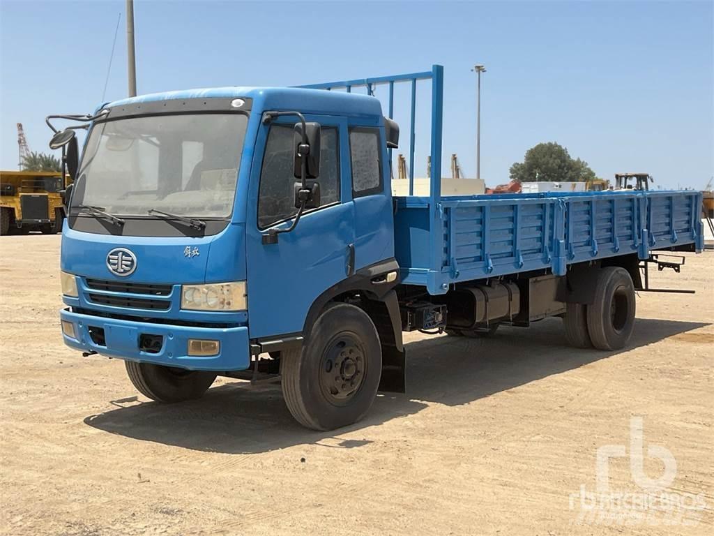 FAW 1120P9K2L3E Flatbed kamyonlar