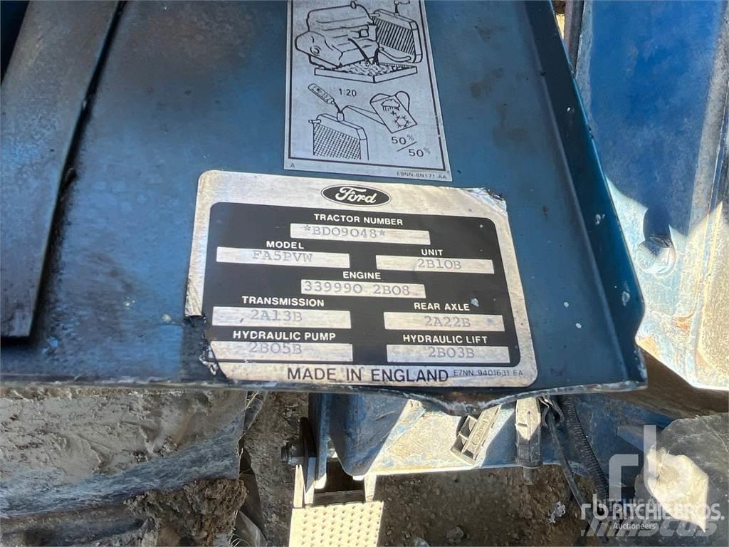 Ford 7740 Boru döşeme dozerleri