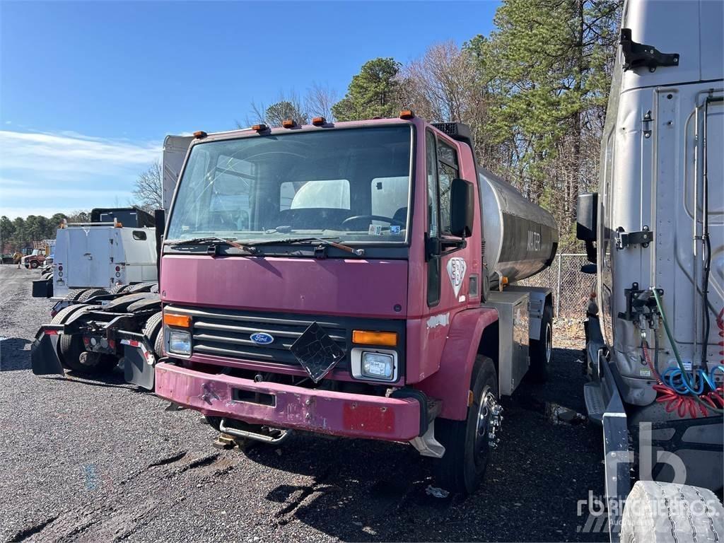 Ford CF8000 Su tankerleri