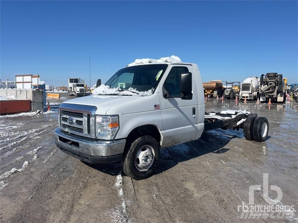 Ford E450 Çekiciler