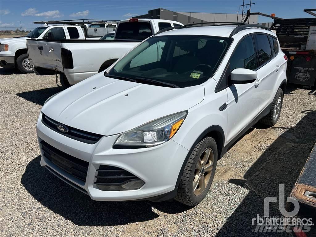 Ford ESCAPE Pikaplar