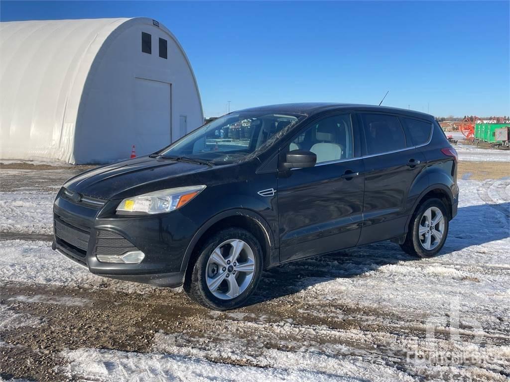 Ford ESCAPE Pikaplar