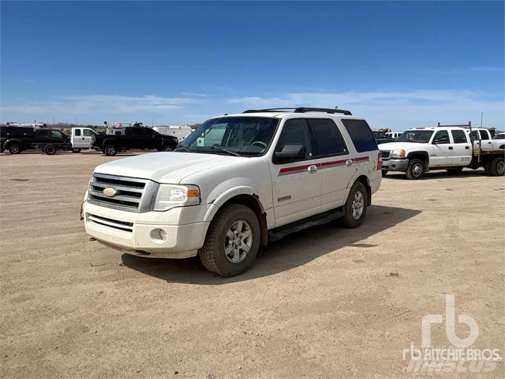 Ford EXPEDITION Pikaplar